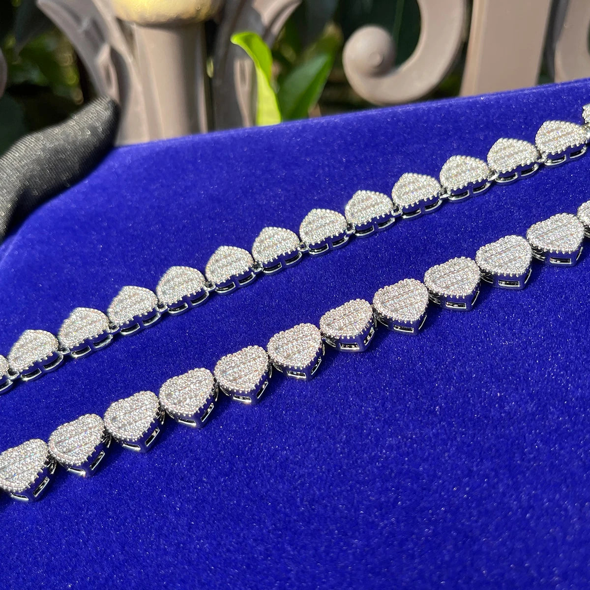 Bubble Letter Baguette Crushed Heart Necklace for Women Iced Out Choker Micro Pave Prong Setting Hip Hop Jewelry